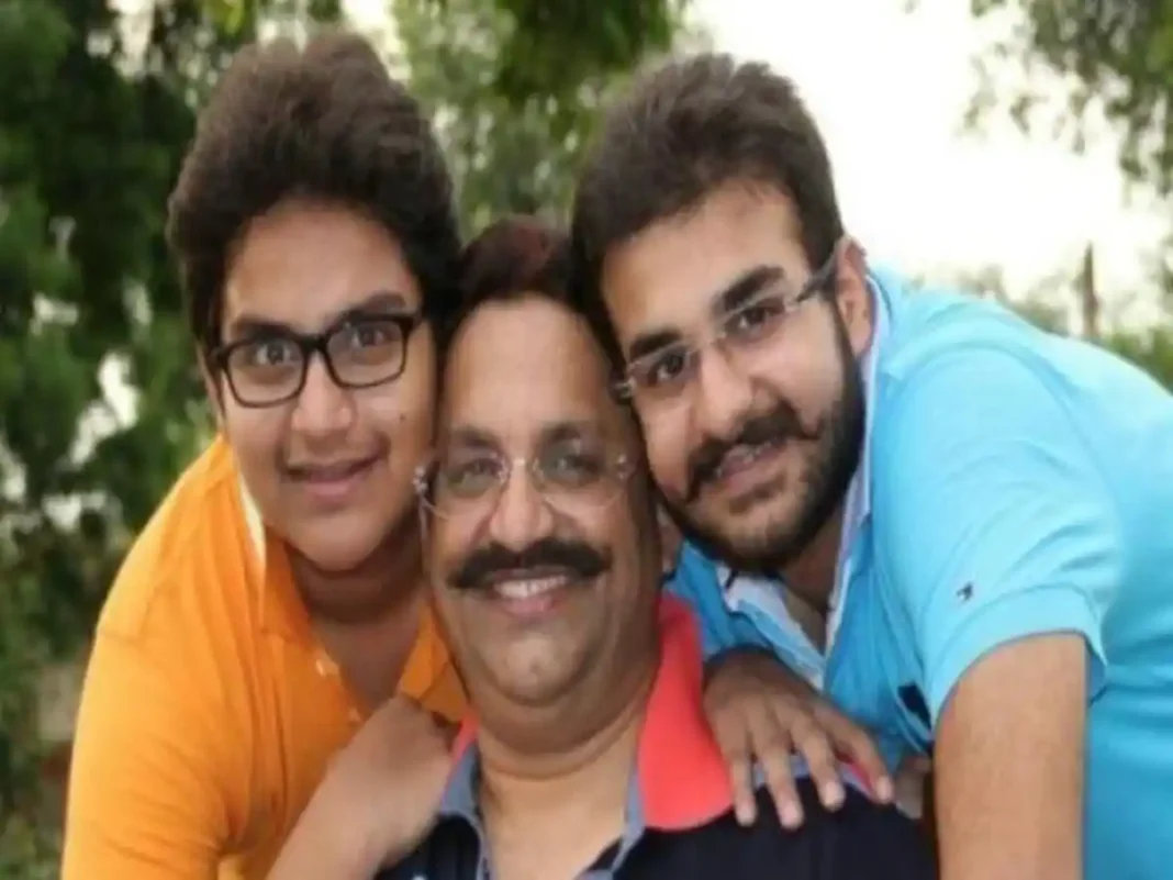 Mukhtar Ansari and his son Abbas and Umar