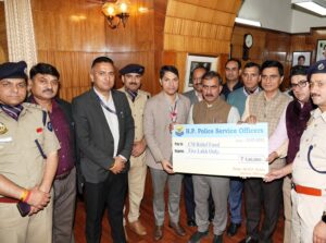 HIMACHAL PRADESH POLICE DONETED FOR APDA RAHAT KOSH