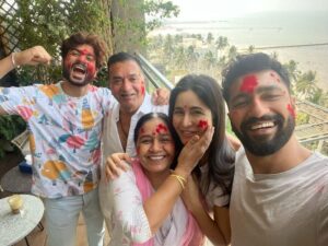 Katrina Kaif with Vikky Koushal family , HOLI pic