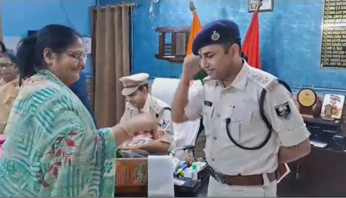 Baxar Raksha Bandan Baxar Raksha Bandan