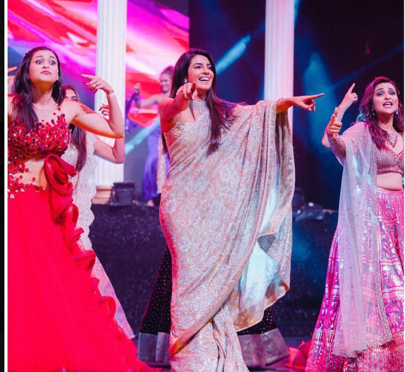 PRIYANAKA CHOPRA PARINITI CHOPRA MANNARA CHOPRA 