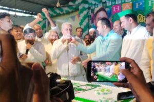 tejaswi Yadav birthday celebration