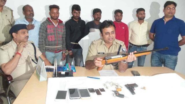 Arms Smugglers