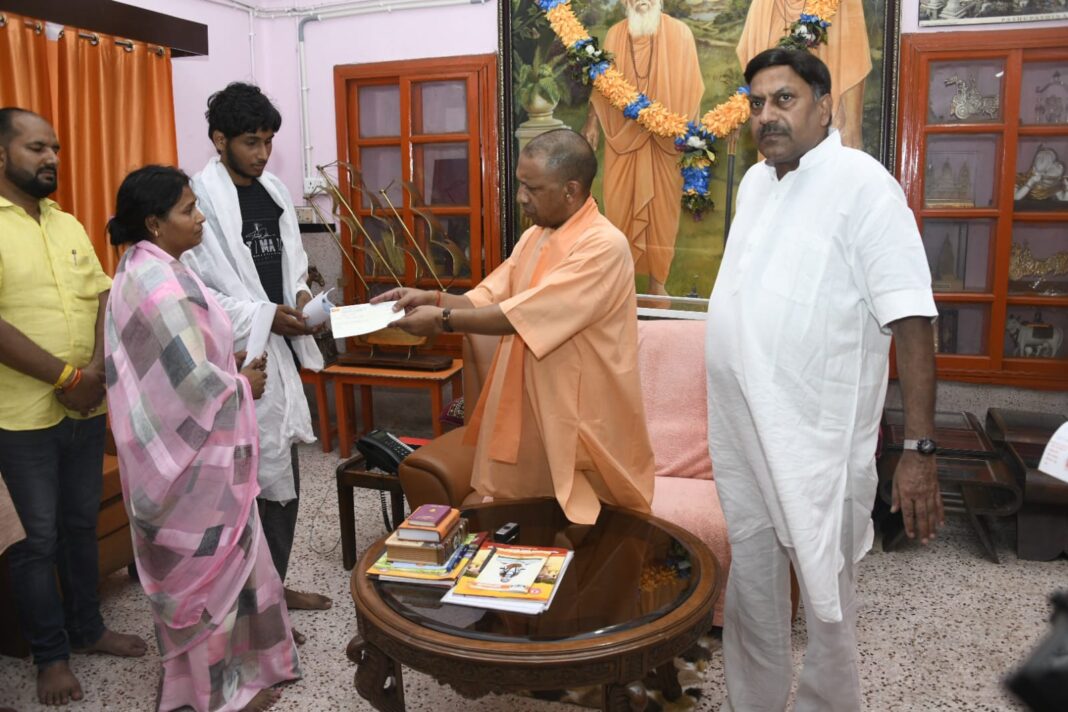 Yogi Help Kuwait Fire Victim
