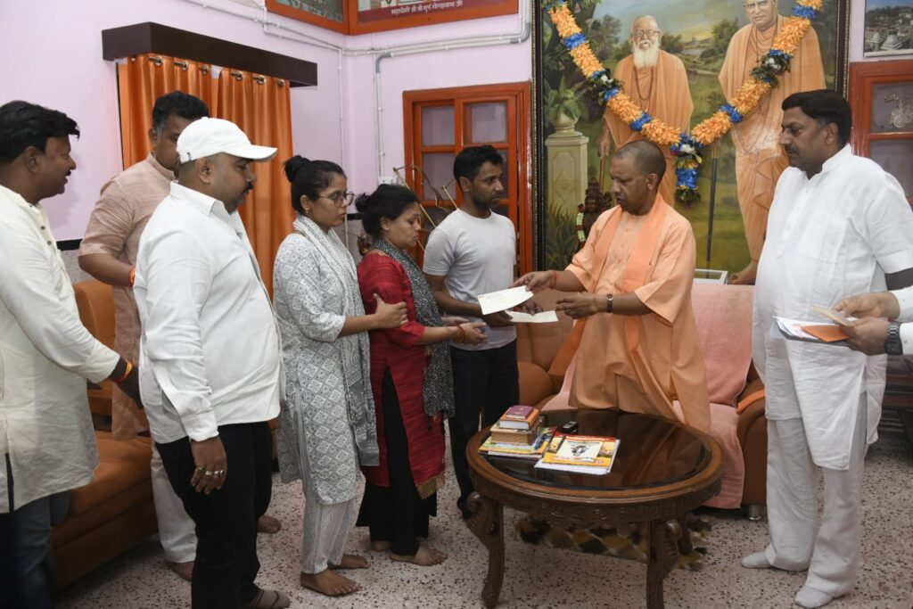 CM Yogi Help Kuwait Fire Victim