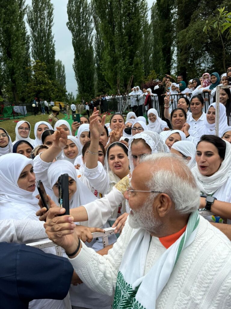 PM Modi in Srinagar