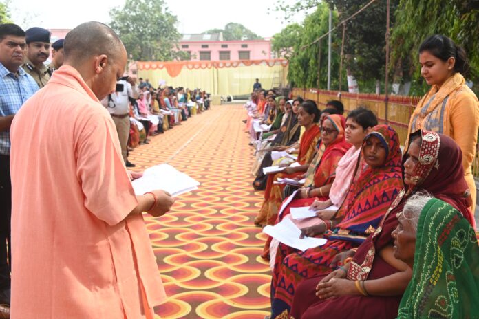 CM Yogi In Gorakhpur