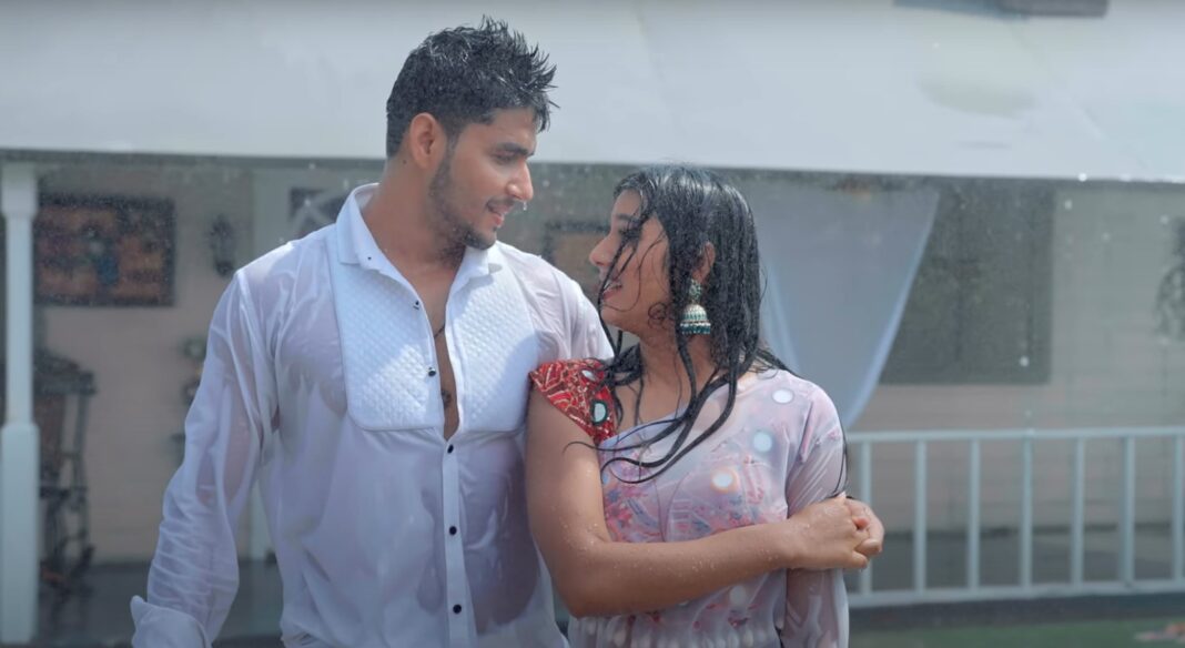 Bhojpuri song Bhigi Barsat Me