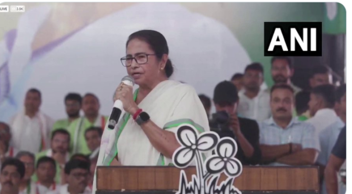 Mamta Banerjee attacks BJP Mamta Banerjee attacks BJP