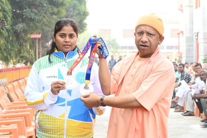 Rinka Singh Choudhary CM Yogi Rinka Singh Choudhary
