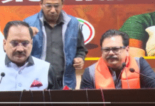 एमसीडी उपचुनाव से पहले AAP को झटका, केजरीवाल के करीबी राजेश गुप्ता ने थामा बीजेपी का हाथ AAP Leader Join BJP