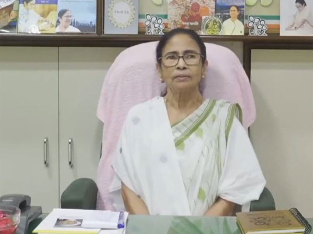 FIR On Mamta Banarjee