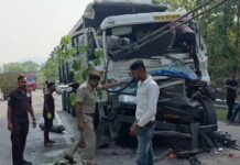 कोरबा सड़क हादसा: दो ट्रेलरों की टक्कर बनी काल, एक की मौत, फरार चालक की तलाश