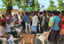 नारायणपुर में 26 ईसाई परिवार गांव से बेदखल,श्मशान घाट के पास तिरपाल में रहने को मजबूर Narayanpur Conversion Controversy