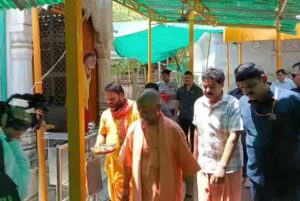 CM Yogi in Pitambra Peeth