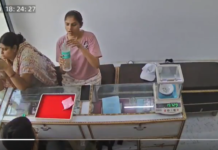 हापुड़ में सीलबंद पानी की बोतल में निकला तेजाब! घूंट पीते ही बिगड़ी युवती की हालत,अस्पताल में भर्ती Hapur Acid in Water Bottle