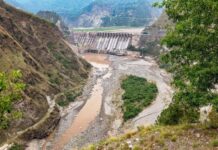 जल संकट से बेहाल पाकिस्तान, कनाडा से मांगी आपात सहायता