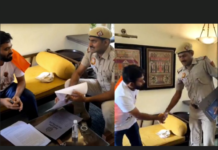 दिल्ली पुलिस ने अभिजीत दीपके से तिरंगा मार्च रद्द करने कहा, ट्रैफिक चालू रखने के लिए सेंट्रल पार्क को ब्लॉक करने का प्लान है Dipak served notice by Delhi Police
