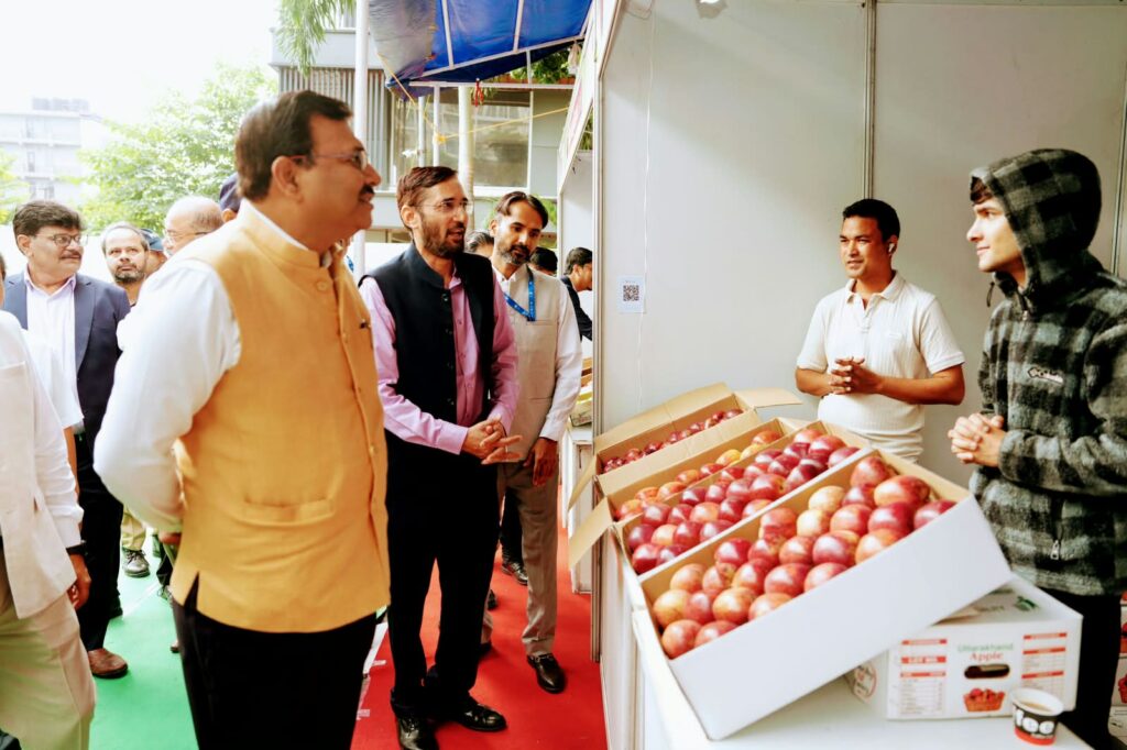 Apple Festival Uttarakhand